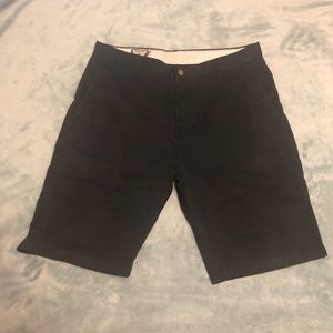 Volcom black skater shorts 34